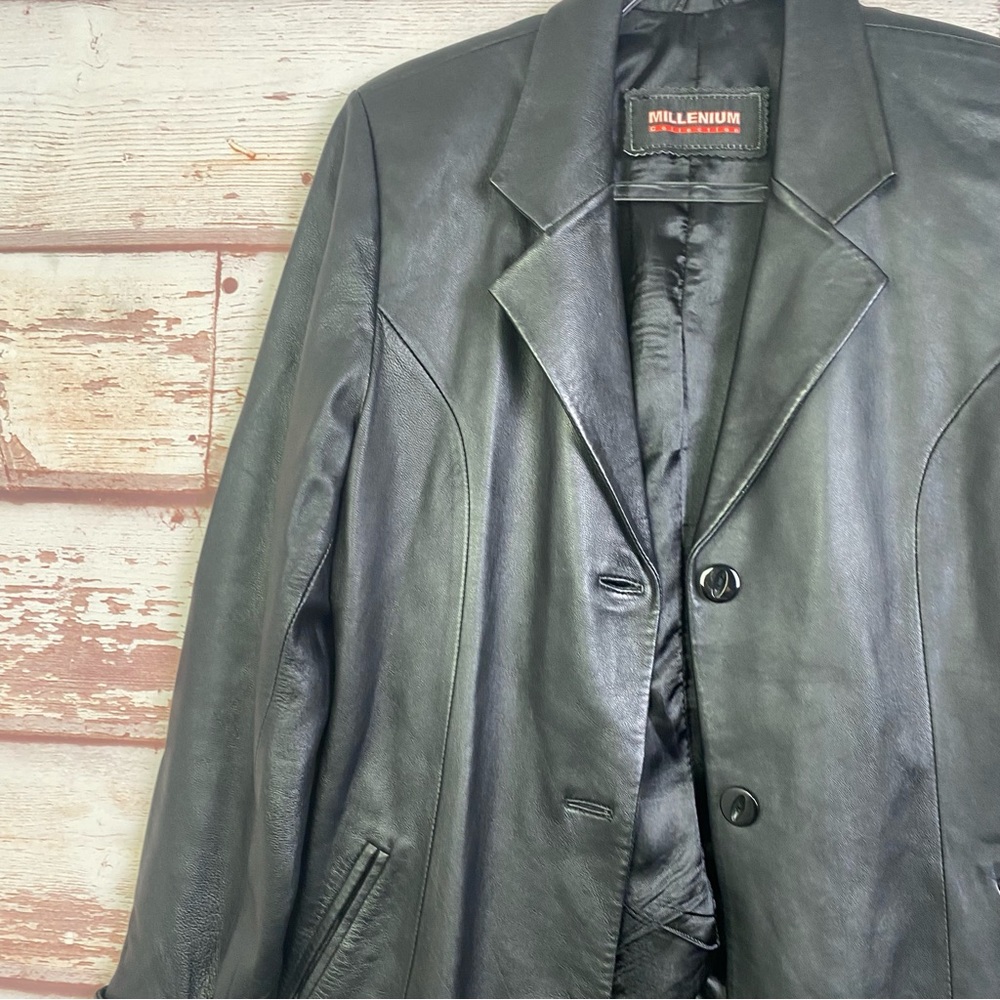 Millenium Collection Vintage Leather Jacket - image 8